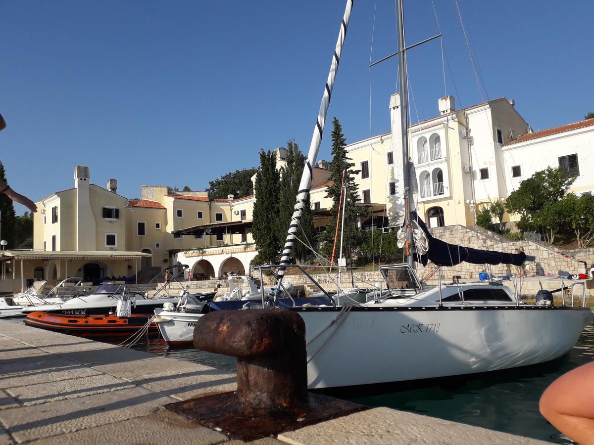 Apartments And Rooms Haludovo - Ribarsko Selo Malinska Εξωτερικό φωτογραφία