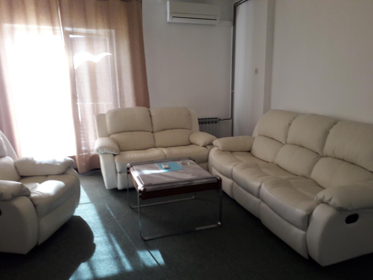 Apartments And Rooms Haludovo - Ribarsko Selo Malinska Εξωτερικό φωτογραφία