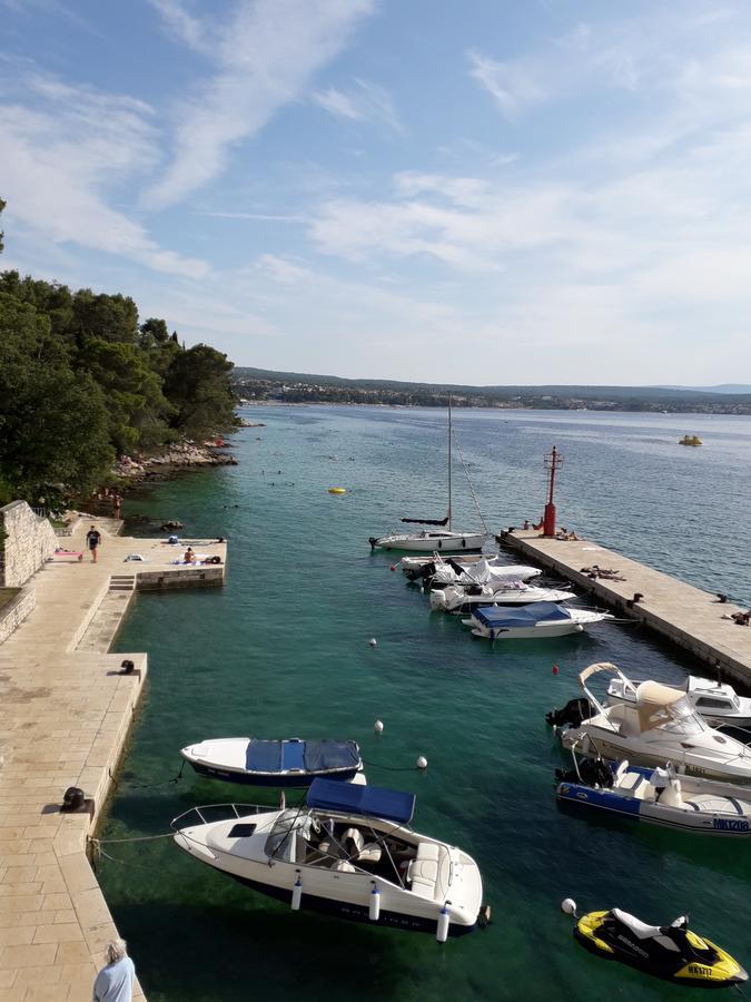 Apartments And Rooms Haludovo - Ribarsko Selo Malinska Εξωτερικό φωτογραφία