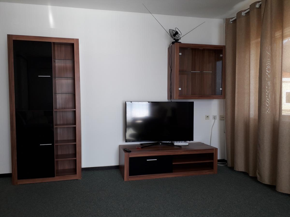 Apartments And Rooms Haludovo - Ribarsko Selo Malinska Εξωτερικό φωτογραφία