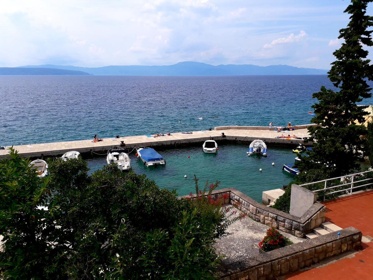 Apartments And Rooms Haludovo - Ribarsko Selo Malinska Εξωτερικό φωτογραφία