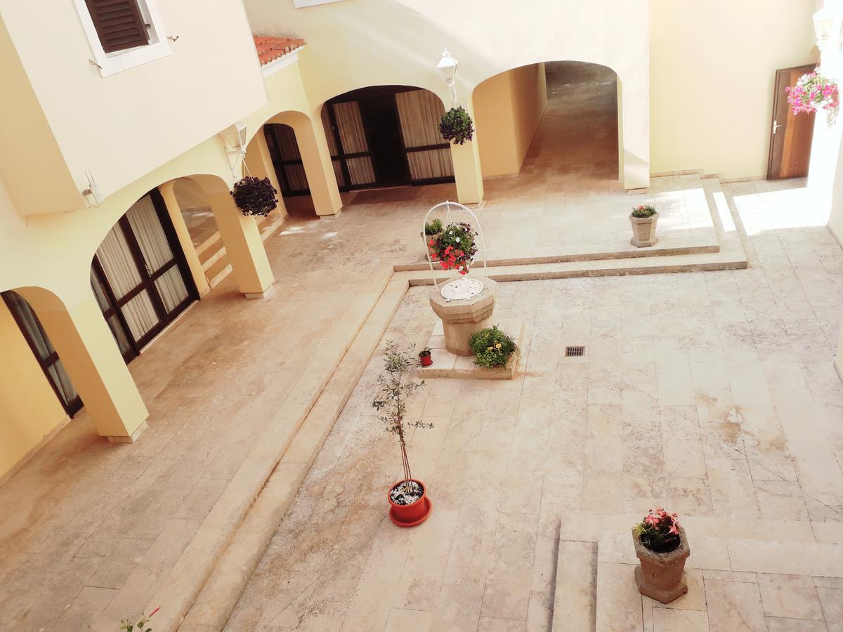 Apartments And Rooms Haludovo - Ribarsko Selo Malinska Εξωτερικό φωτογραφία