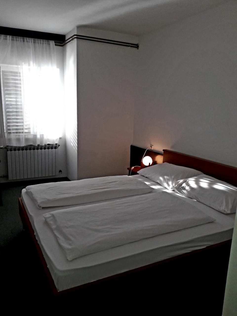 Apartments And Rooms Haludovo - Ribarsko Selo Malinska Εξωτερικό φωτογραφία